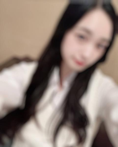 超剛毛!生粋のお嬢様!ずっと決められた生活に我慢出来ずイケないことを、、、人生初顔射・初中出し!