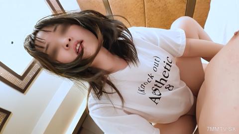 【無修正ｘ個人拍攝】在路上搭訕的妞真他媽變態…乳頭是性感帶！一摸就抽搐…震動!!看起來很純真的外表完全相反，蜘蛛騎乘位超爽！ | FC2電子市場