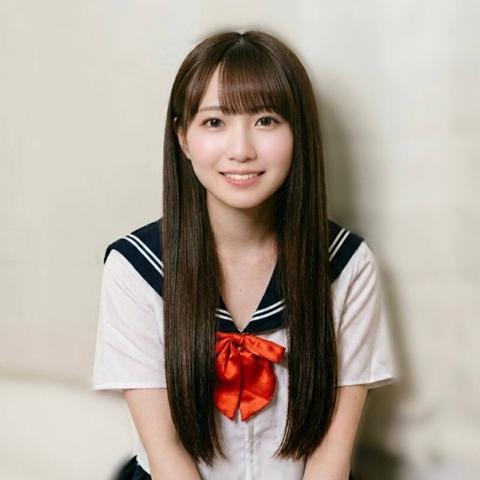 またまた天使が再降臨！なんと今回はセーラー！アイドルグループにいそうな可愛らしいスレンダー美女がファンと中出しSEX！