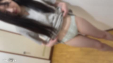 已婚兩年半的倒楣老婆。喜歡偷情，被包養到破產狀態。明明很討厭還湧出那麼多水