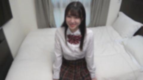 【廃版】永久保存版――のちにアイドルグループへ加入する「学.年一の美女」と呼ばれた色白清楚な～18歳。アイドルになる前の衝撃映像。